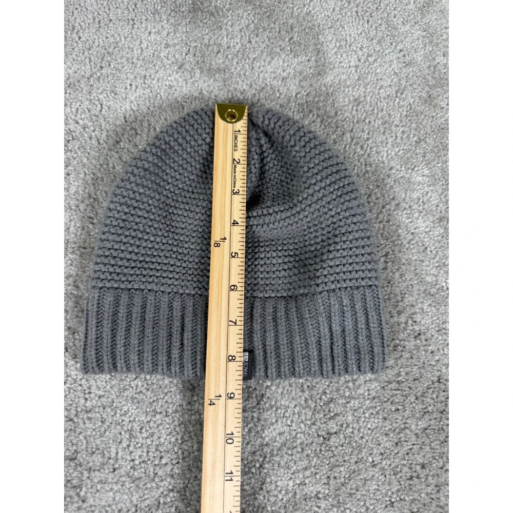 The North Face Grey Knit Beanie Ribbed Cuff Winter Hat One Size Unisex